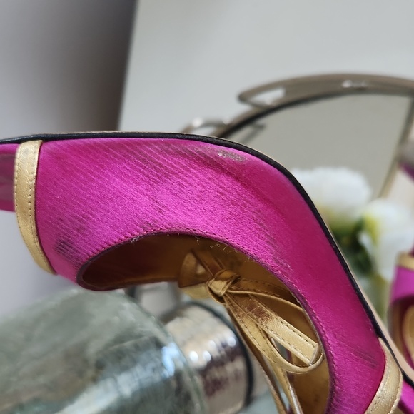 MANOLO BLAHNIK HEELS!! - Picture 5 of 7